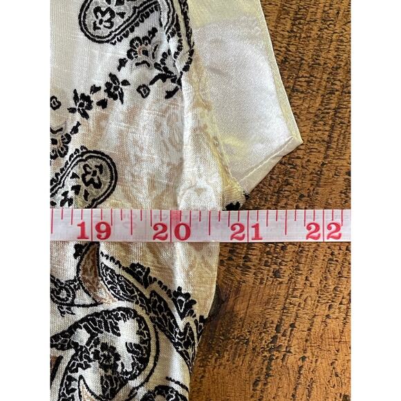 NWT Womens White House Black‎ Market Paisley Print Short Sleeve Tunic Blouse S - Picture 8 of 8